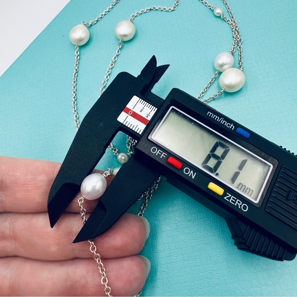 RARE 36” Tiffany & Co. Pearls by the Yard Sprinkle Necklace in Silver Packaging - Picture 10 of 13